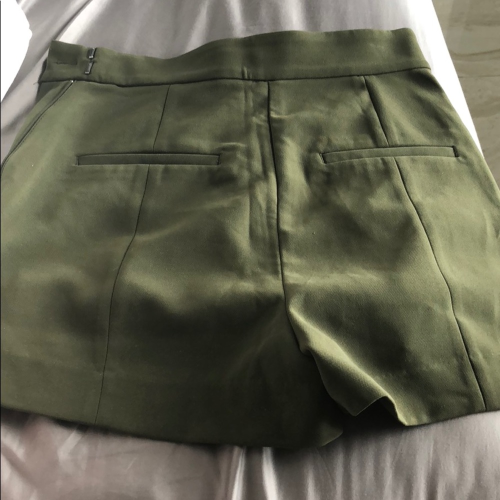 Shorts - Picture 6 of 6